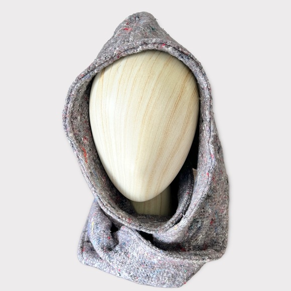 ♻️ Upcycle Hooded Blanket Scarf | Women's OS - Picture 7 of 7